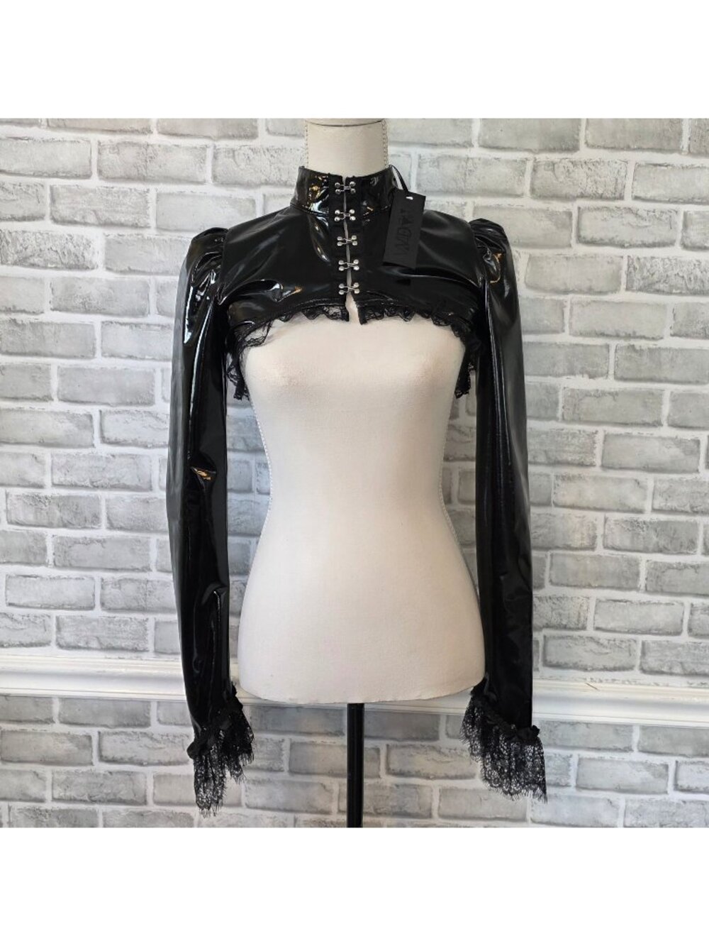 Dolls Kill Widow Twisted Desire Black Lace Up Vinyl Shrug NWT S Goth Alternative